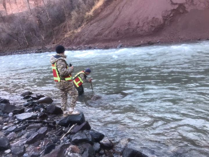 Жумгал: 35 күндөн бери дайынсыз болуп жаткан баланы издөө уланууда