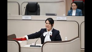 Гүлсүнкан Жунушалиева депутаттык мандатын тапшырууга арыз жазды